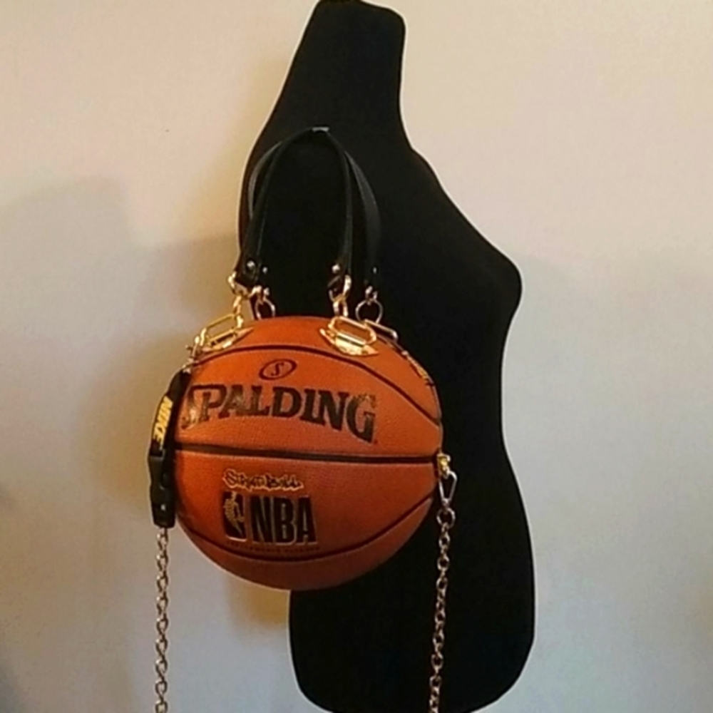 HANDMADE "ORIGINAL SPALDING" Basketball Purse ๐ - Picture 5 of 17